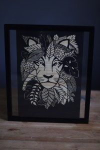 Leafy lion papercut